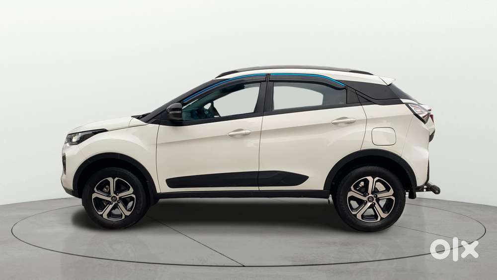 Tata Nexon 1.2 Revotron Xz Plus, 2023, Petrol