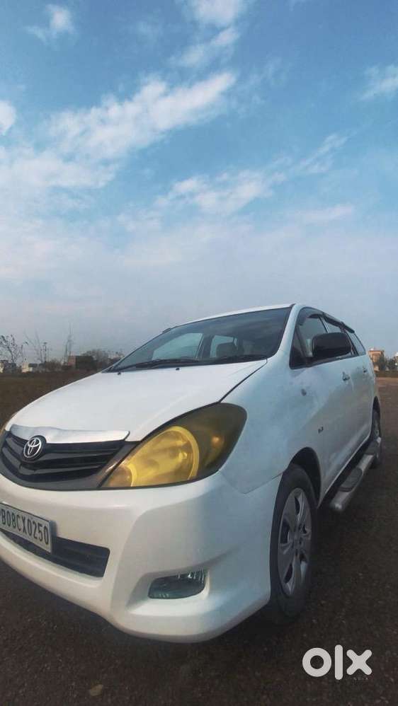 Toyota Innova 2006 Brand New Condition ️