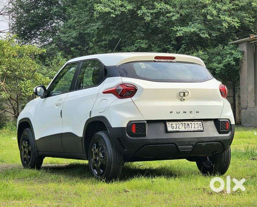 Tata Punch Accomplished, 2021, Petrol
