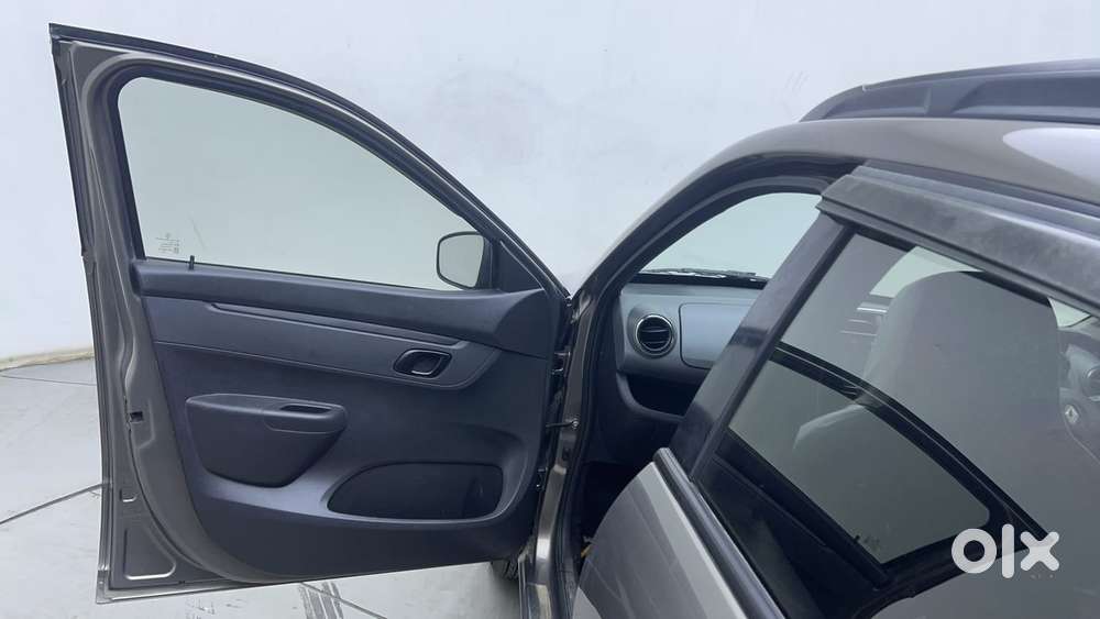 Renault Kwid 1.0 Rxt, 2016, Petrol