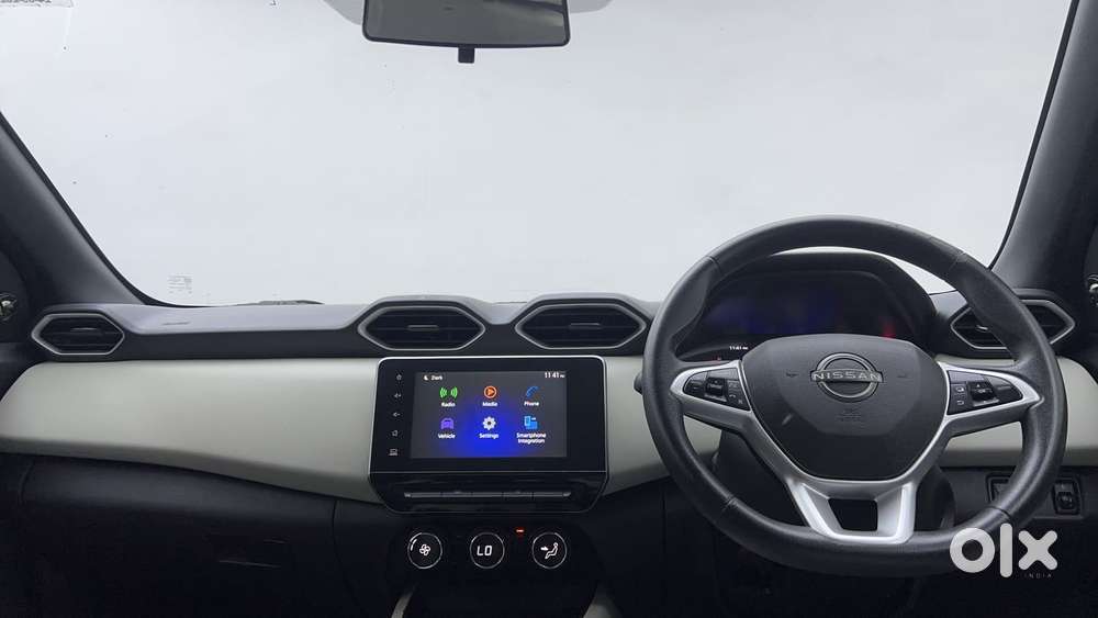 Nissan Magnite Xv Turbo, 2021, Petrol