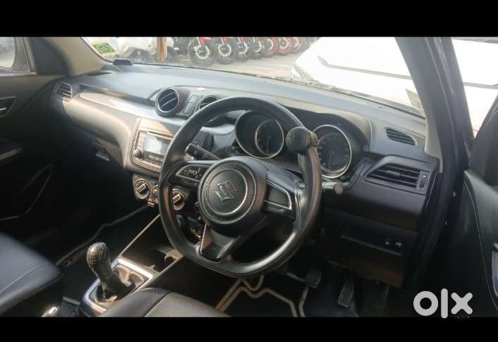Maruti Suzuki Swift Vxi + Manual, 2018, Petrol