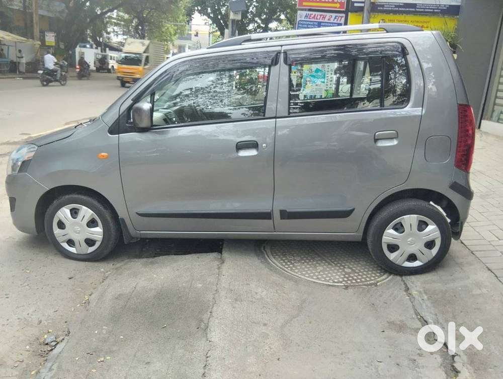 Maruti Suzuki Wagon R Vxi Amt1.2, 2016, Petrol