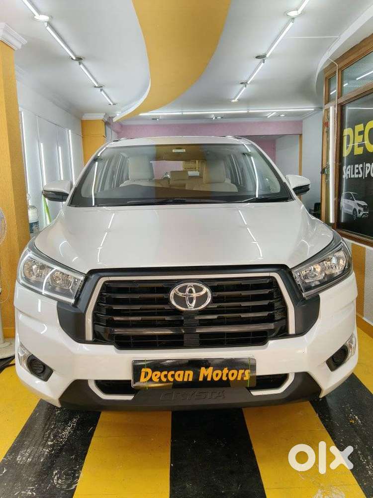 Toyota Innova Crysta 2.4 G Mt 8s, 2024, Diesel
