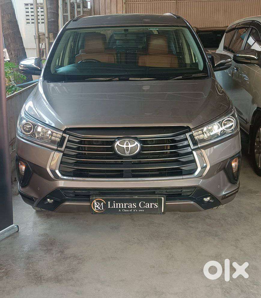 Toyota Innova Crysta