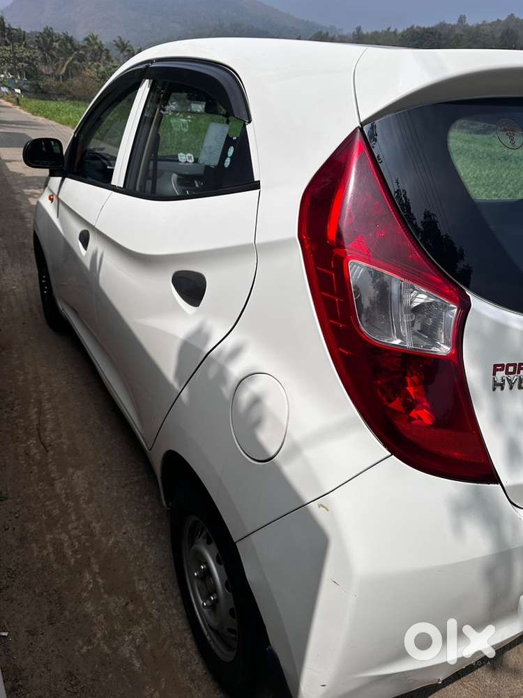 Hyundai Eon 2013 Petrol Well Maintained