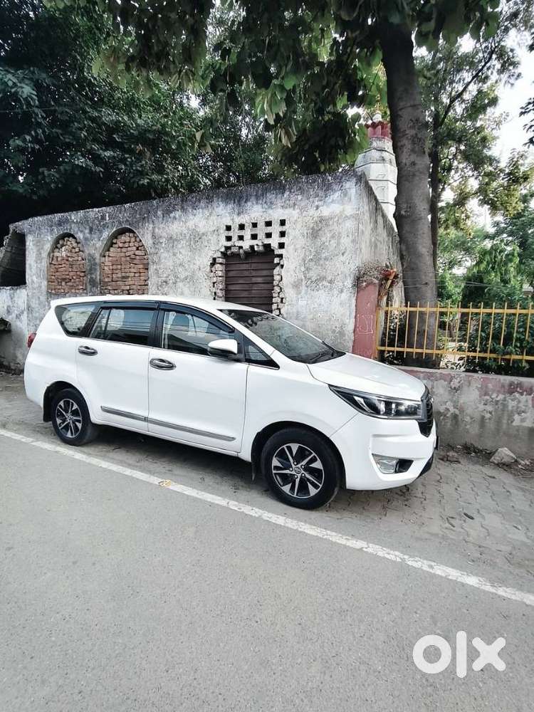 Toyota Innova Crysta 2.4 G Mt 8s, 2021, Diesel