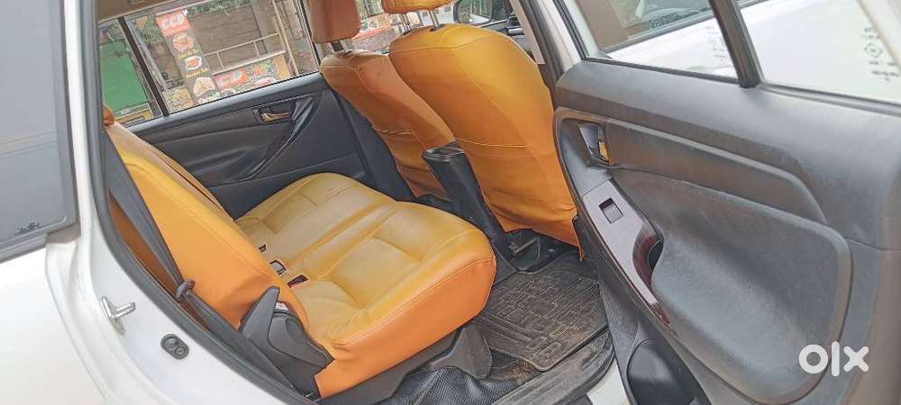 Toyota Innova Crysta 2.4 Gx Mt 8s, 2025, Diesel