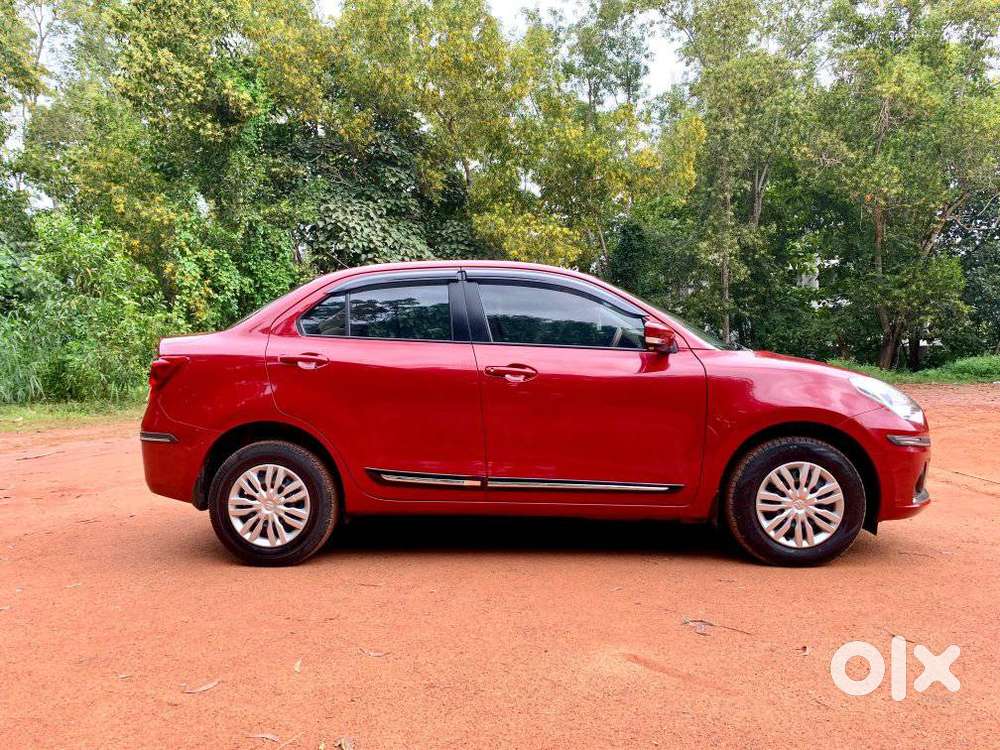Maruti Suzuki Dzire Vxi Ags, 2022, Petrol