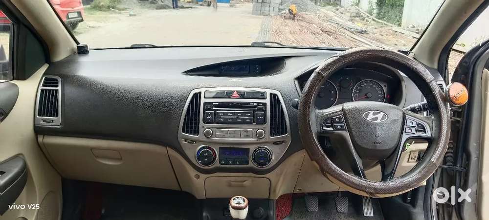 Hyundai New I20 2013 Diesel 125000 Km Driven