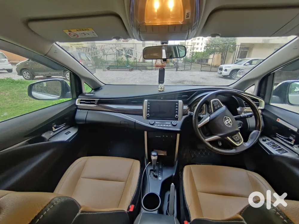 Toyota Innova Crysta 2022 Diesel Auto 2.4 Zx