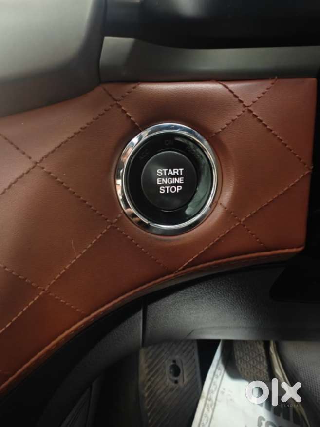 Mahindra Alturas G4 4wd At, 2019, Diesel