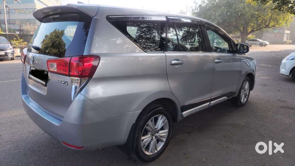 Toyota Innova Crysta 2.4 Zx Mt, 2018, Diesel