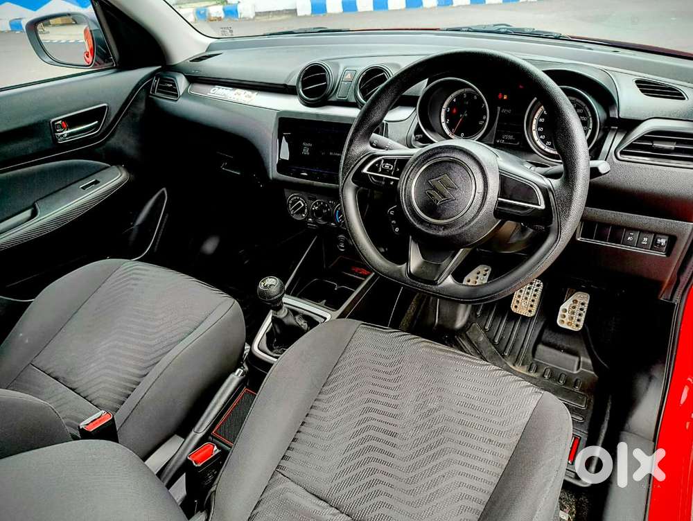 Maruti Suzuki Swift Vxi + Manual, 2024, Petrol