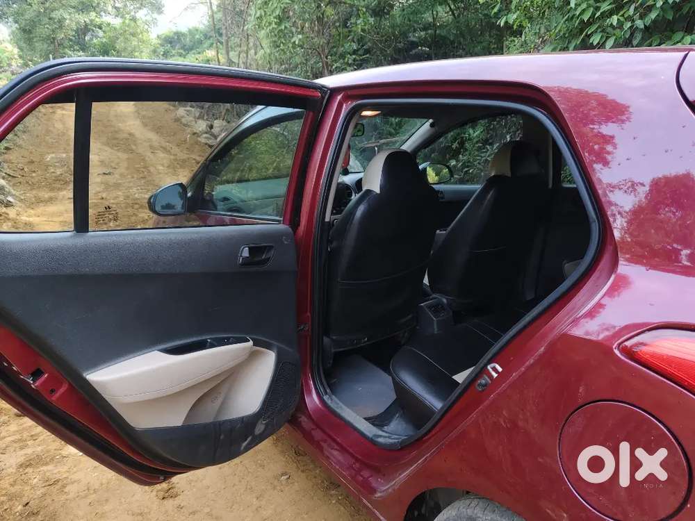 Hyundai Grand I10 2016 Petrol Well Maintained