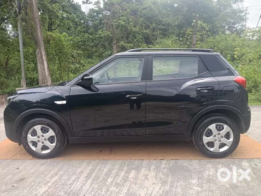 Mahindra Xuv300 W6, 2024, Petrol