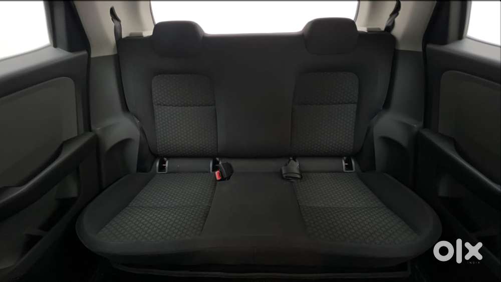 Tata Altroz 1.2 Xe, 2020, Petrol