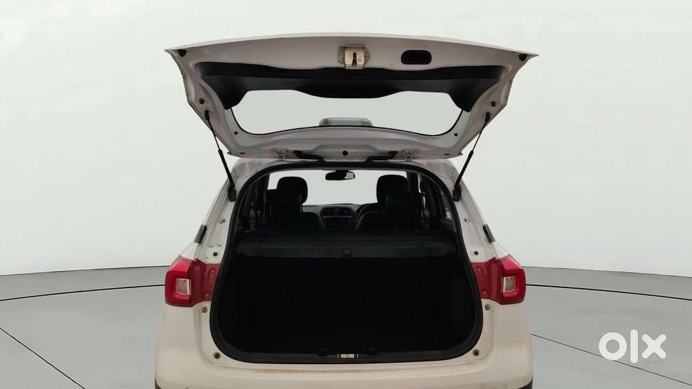 Maruti Suzuki Vitara Brezza 1.5 Zxi Plus At, 2021, Petrol