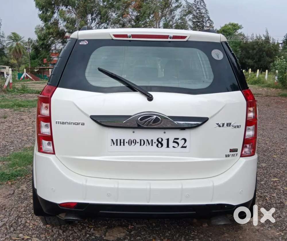 Mahindra Xuv500 2015 Diesel 125000 Km Driven