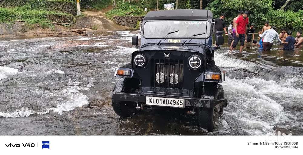 Mahindra Jeep 2.5 2004