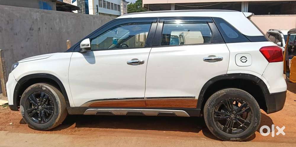 Maruti Suzuki Brezza Zdi+ Dual Tone, 2019