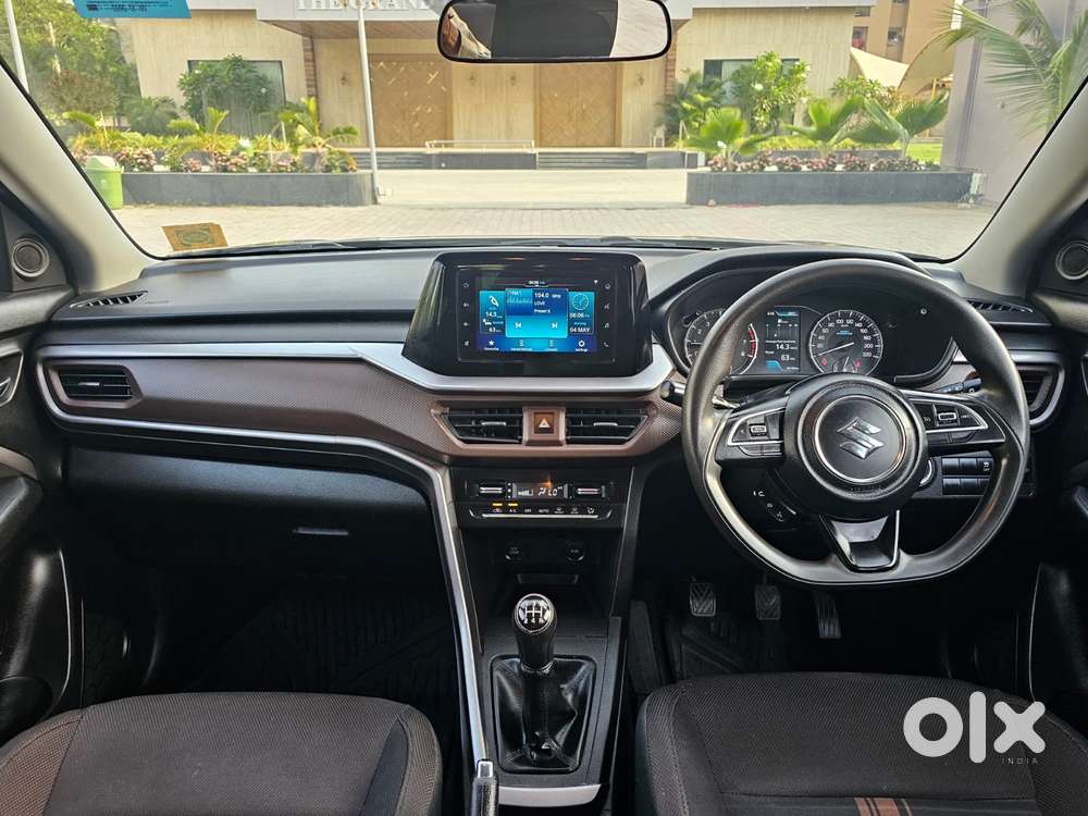 Maruti Suzuki Brezza 1.5 Zxi Smart Hybrid, 2022, Petrol