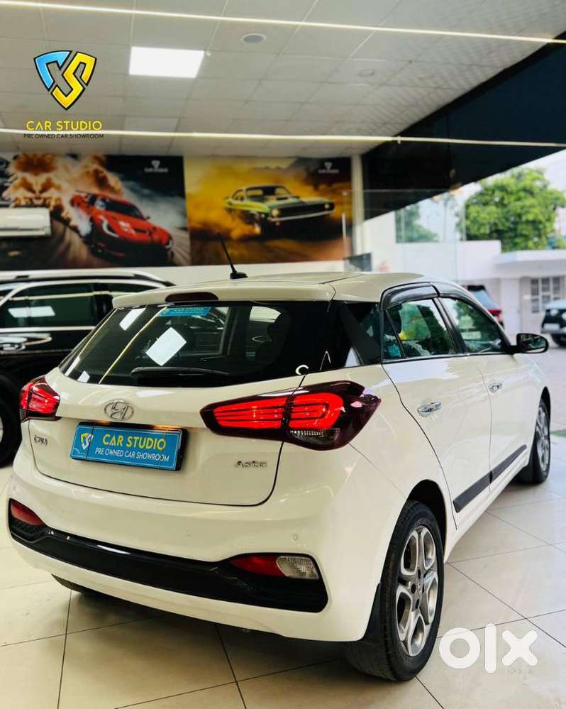 Hyundai I20 Petrol Asta Option, 2018