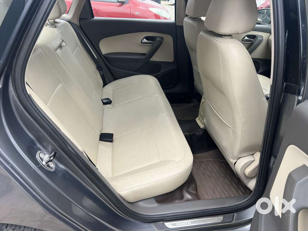 Volkswagen Vento Petrol Highline, 2013, Petrol