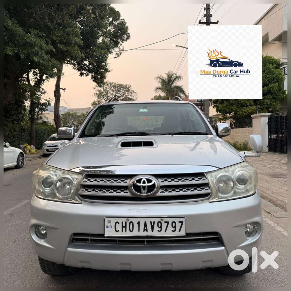 Toyota Fortuner 3.0 4x4 Manual, 2010, Diesel