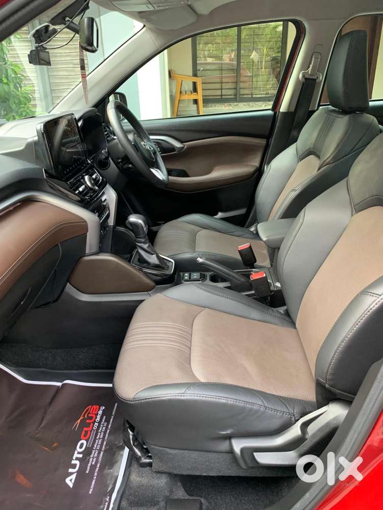 Toyota Urban Cruiser Hyryder 7 Seater V At Awd, 2024, Petrol