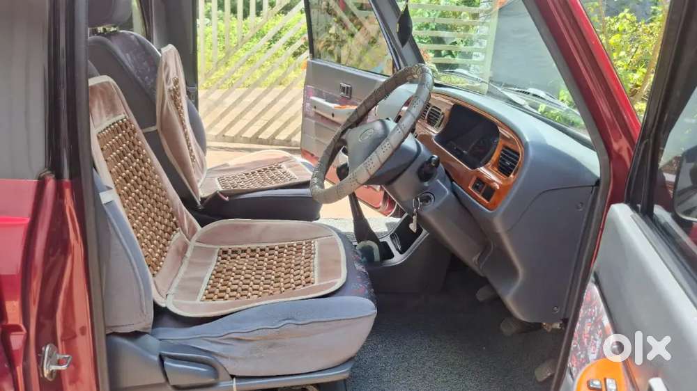 Toyota Qualis 2004 Diesel Well Maintained, Good Condition