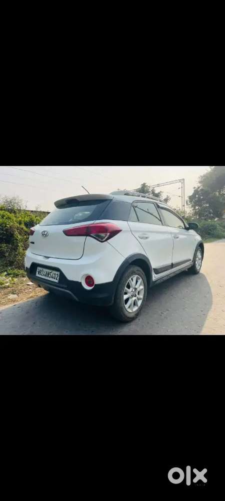 Hyundai I20 Active 2017 Petrol 30782 Km Driven