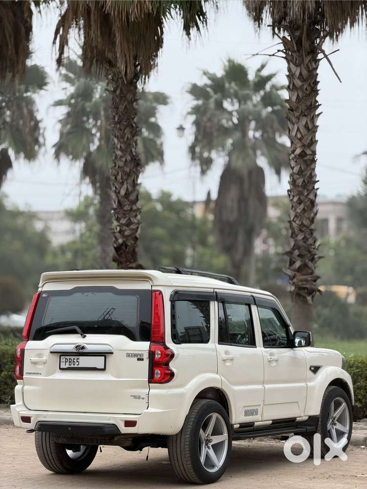 Mahindra Scorpio 2.2 S7, 2018, Diesel
