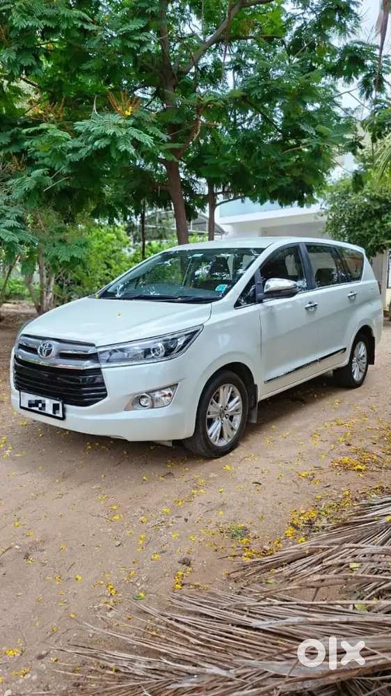 Toyota Innova Crysta 2020 Diesel Well Maintained