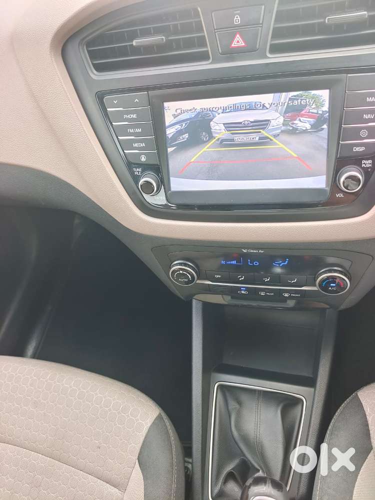 Hyundai I20 Petrol Asta Option, 2017, Petrol