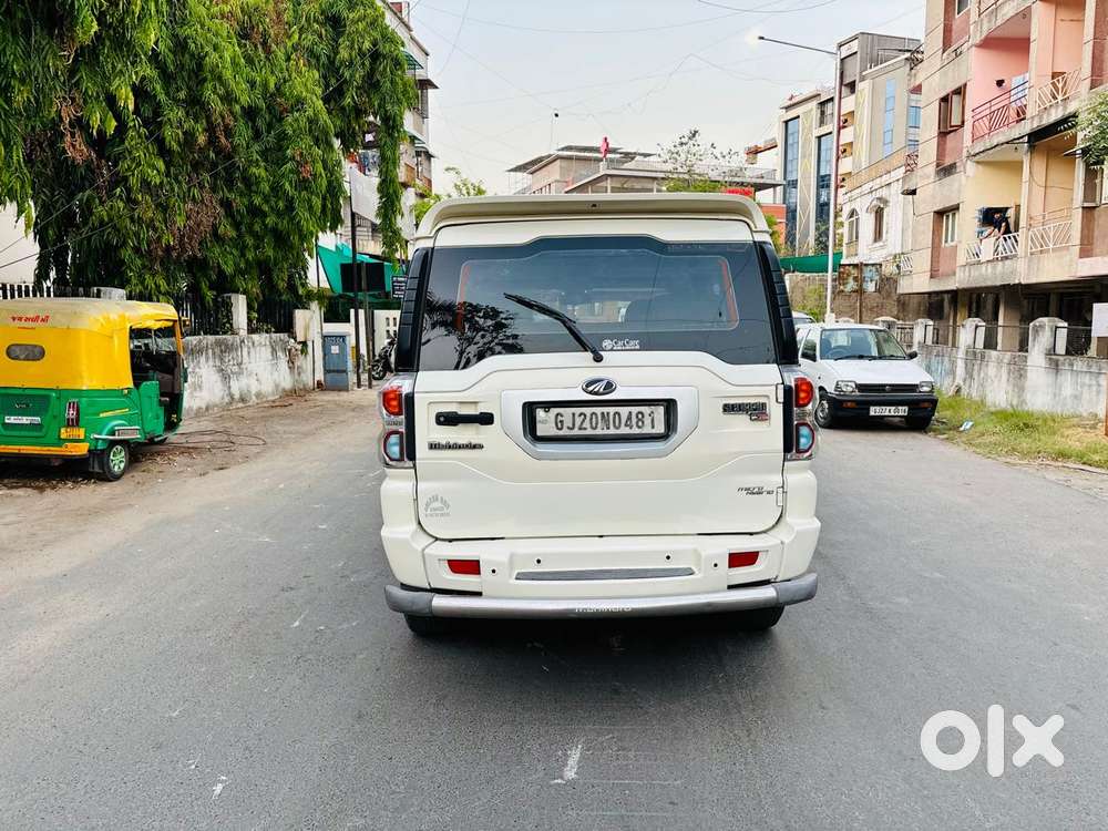 Mahindra Scorpio S10, 2014, Diesel