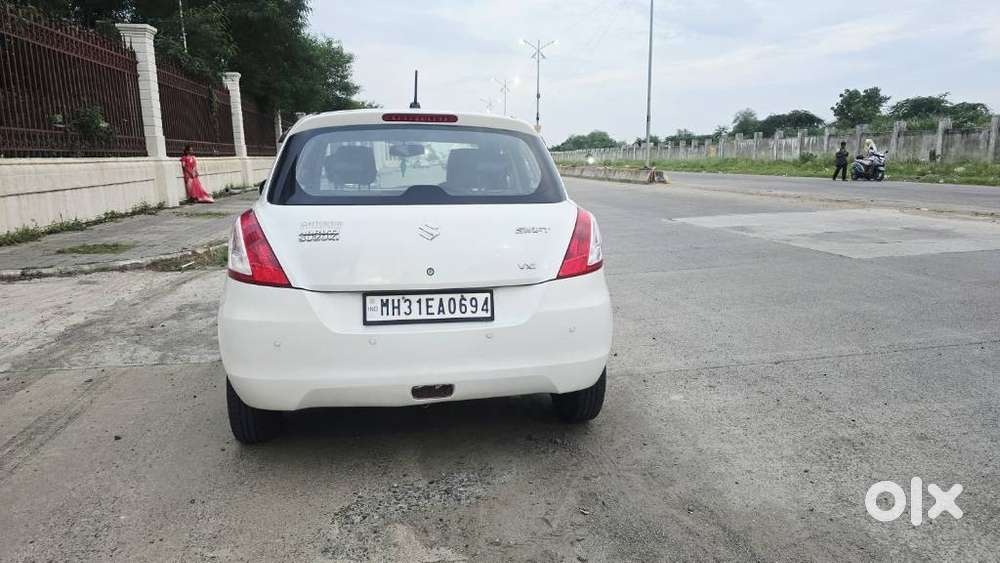 Maruti Suzuki Swift Vxi Optional, 2012, Petrol