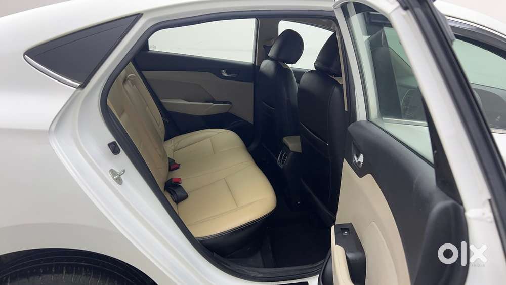 Hyundai Verna 1.5 Sx Ivt, 2021, Petrol