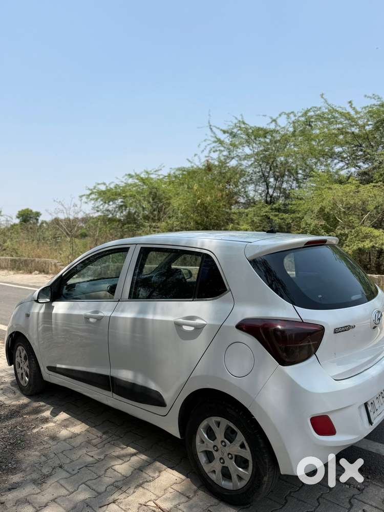 Hyundai Grand I10 Magna 1.2 Crdi, 2014, Cng & Hybrids