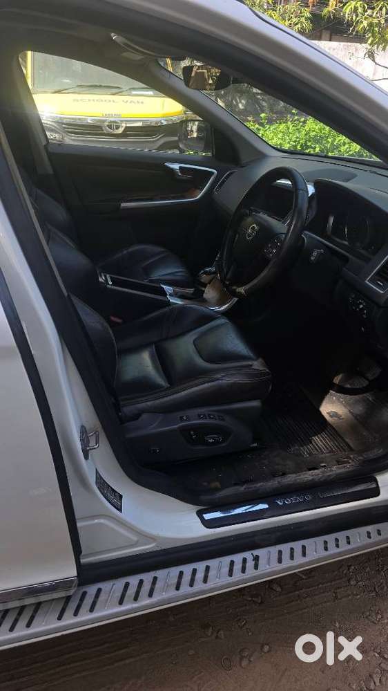 Volvo Xc60 D4 Momentum, 2017, Diesel