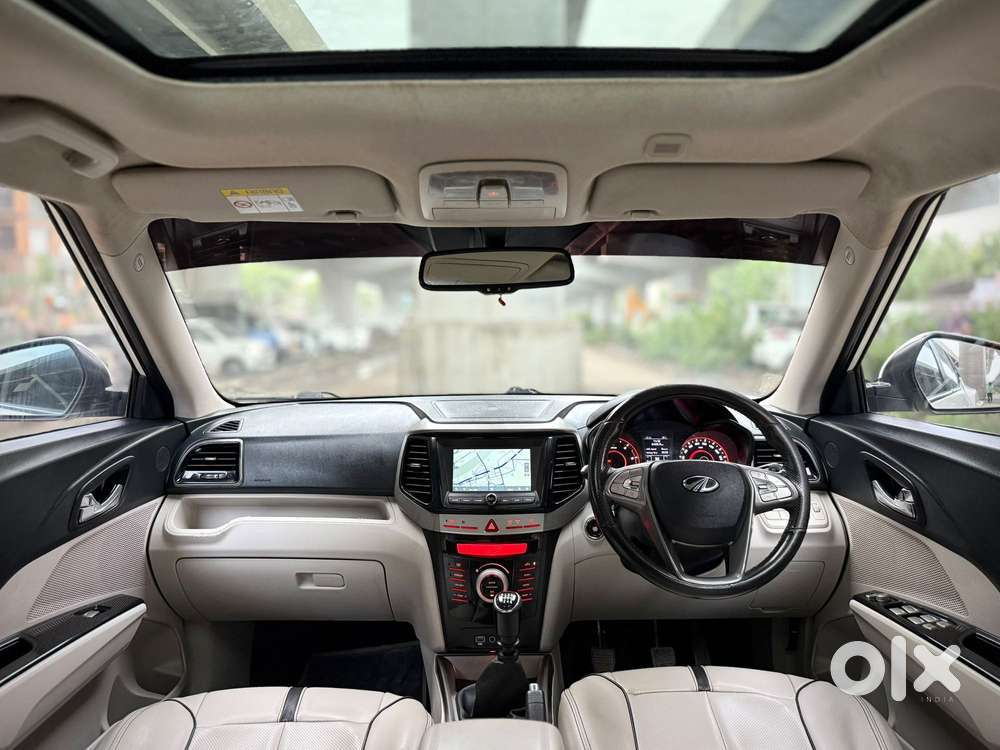 Mahindra Xuv300 W8 (o) 1.5 Diesel Amt, 2022, Diesel