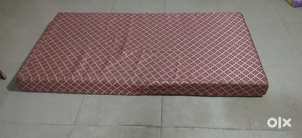 Mattress( gadda)