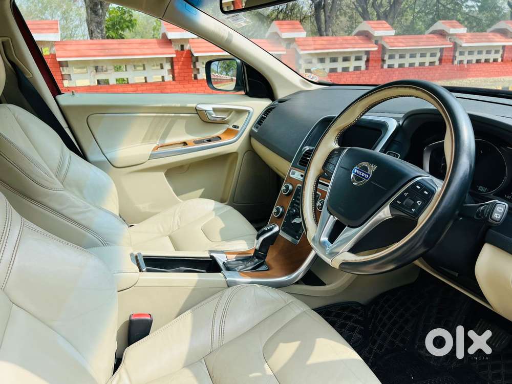 Volvo Xc60 D5 Awd Automatic, 2014, Diesel