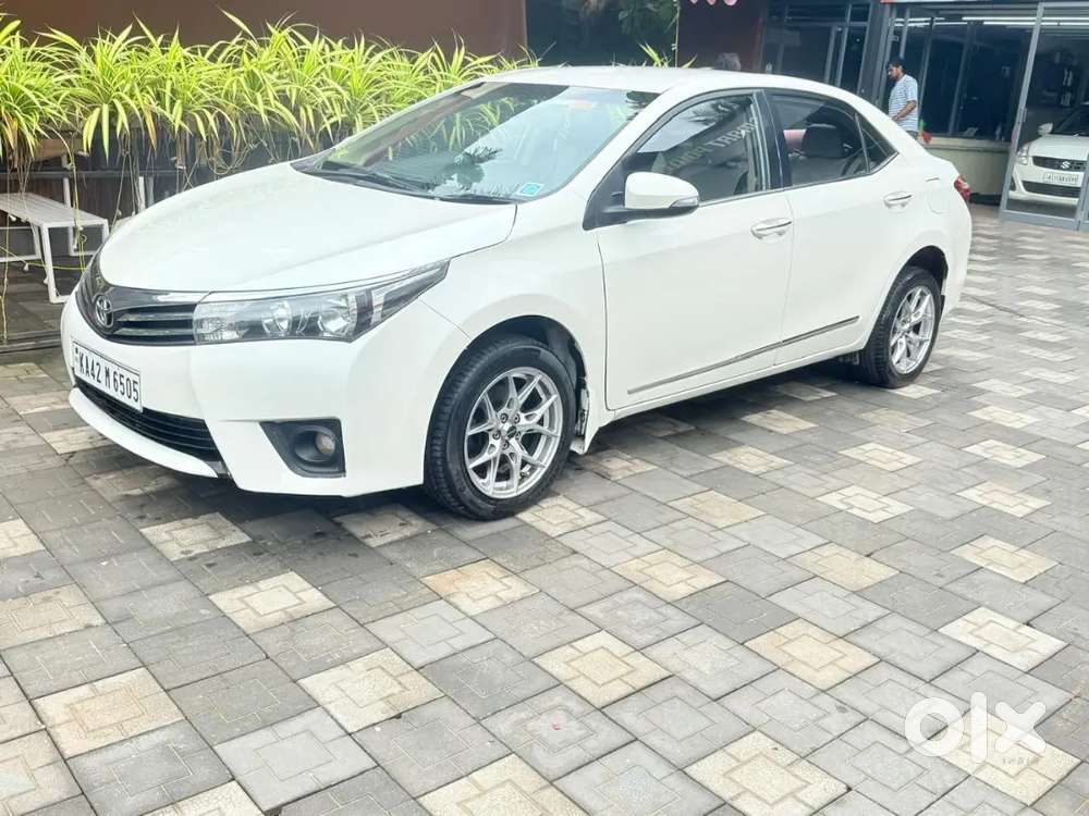 Toyota Corolla Altis Diesel 2015