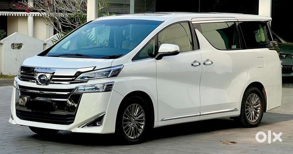 Toyota Vellfire 2.5 Hybrid, 2021, Petrol