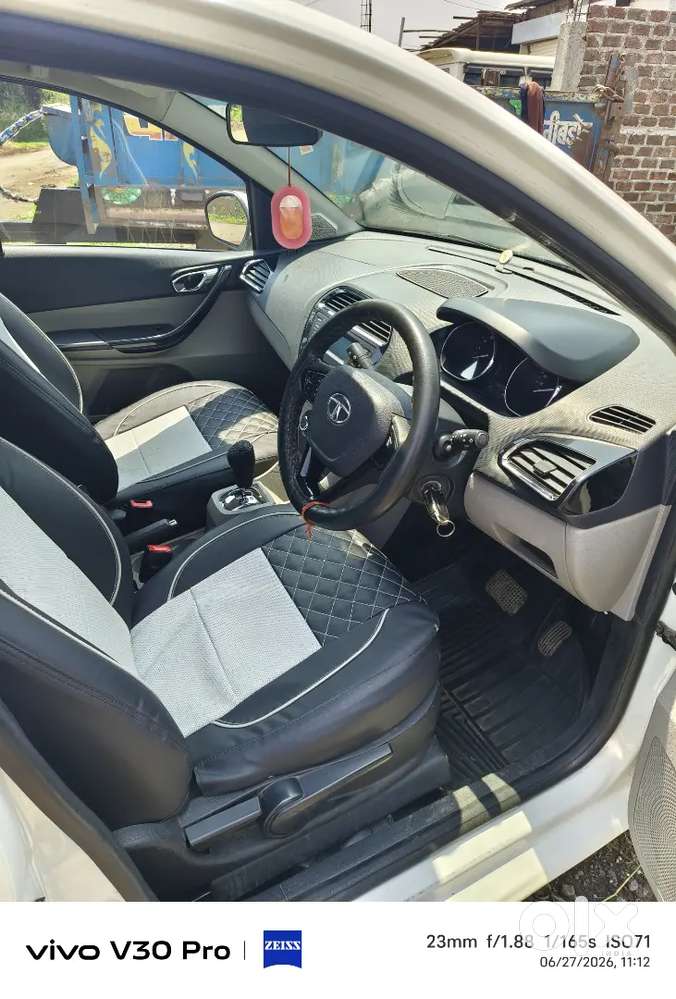 Tata Tiago Revotron 2018
