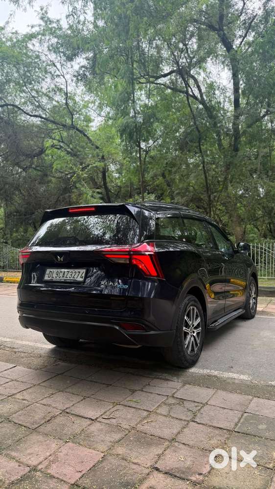Mahindra Xuv700 2.0 Ax 3 Petrol Mt 5 Str, 2022, Petrol