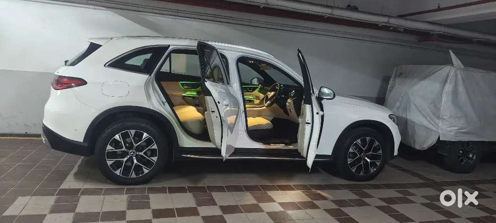 Mercedes-benz Glc 220d 4matic  Model: Glc 220d 4matic Off-roader
