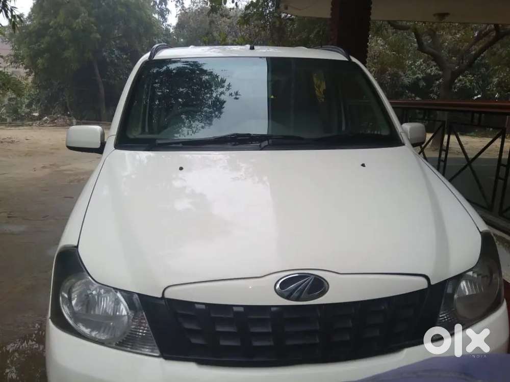 Mahindra Quanto 1.5 C8 2012