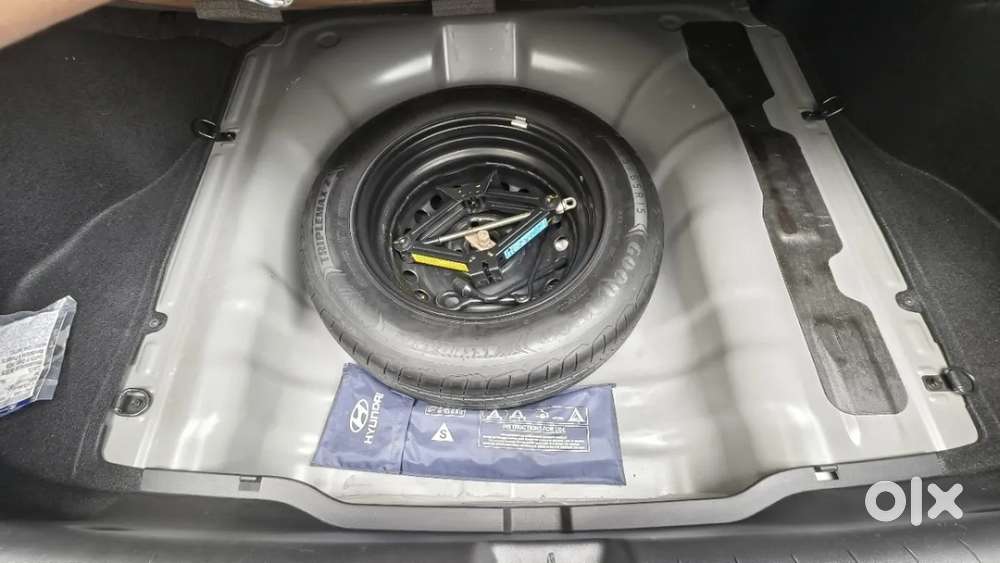 Hyundai Verna 1.5 Sx (o) Vtvt, 2023, Petrol